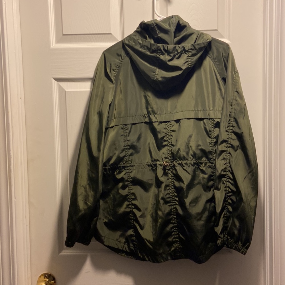 Coat - Picture 4 of 4